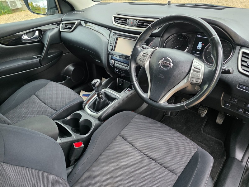 Used Nissan Qashqai 2015 for sale - 76346138: Photo 3