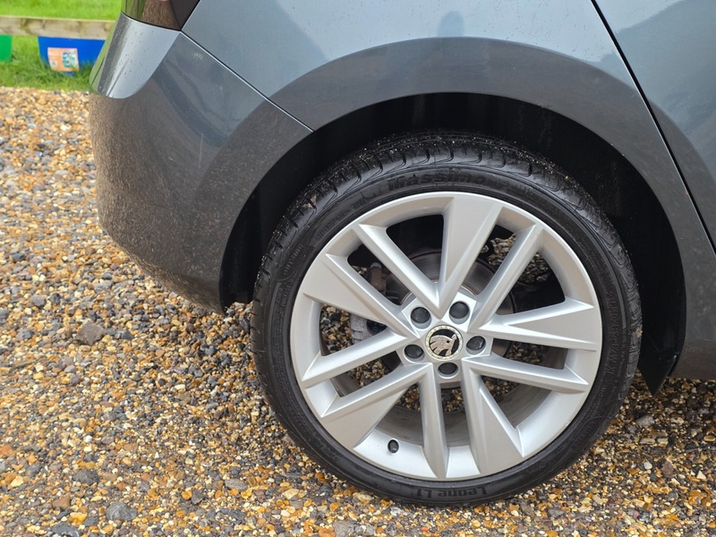 Used Skoda Fabia 2016 for sale - 76784643: Photo 5