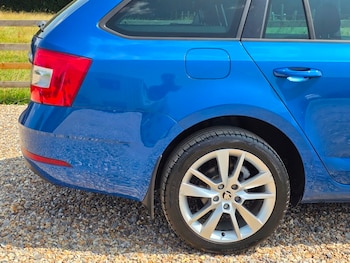 Used Skoda Octavia 2018 for sale - 79277042: Photo