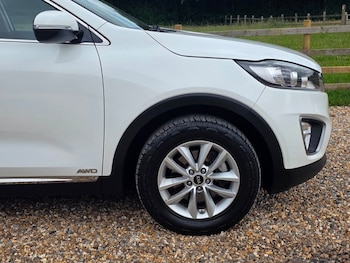 Used Kia Sorento 2016 for sale - 78920199: Photo