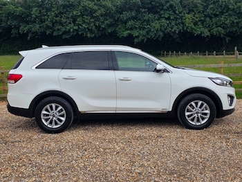Used Kia Sorento 2016 for sale - 78920199: Photo