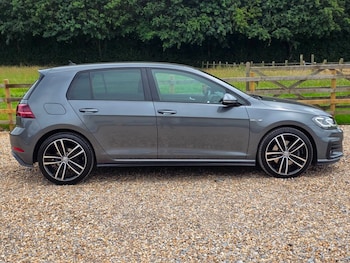 Used Volkswagen Golf 2018 for sale - 79047162: Photo