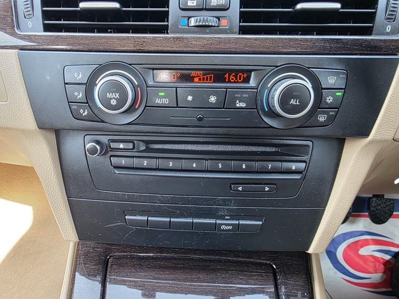 Vehicle 33