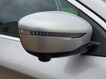 Used Nissan Qashqai 2017 for sale - 76470737: Photo