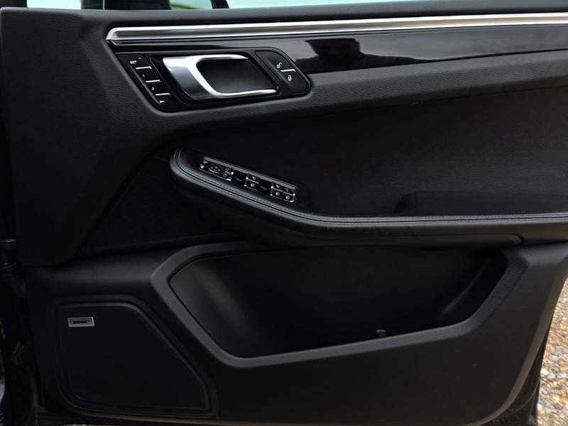 Used Porsche Macan 2017 for sale - 77850961: Photo 21