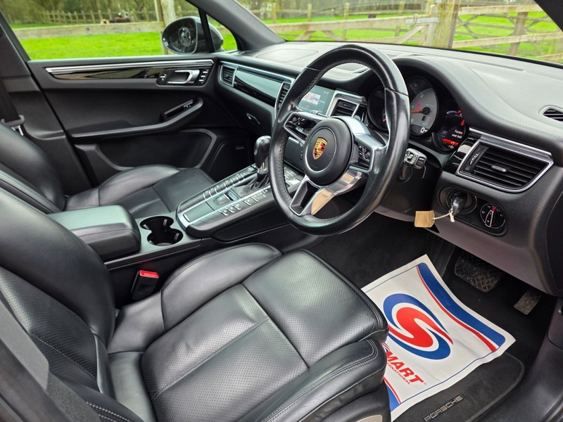 Used Porsche Macan 2017 for sale - 77850961: Photo 23