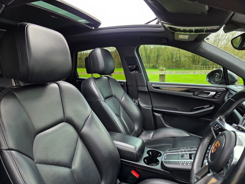 Used Porsche Macan 2017 for sale - 77850961: Photo 25