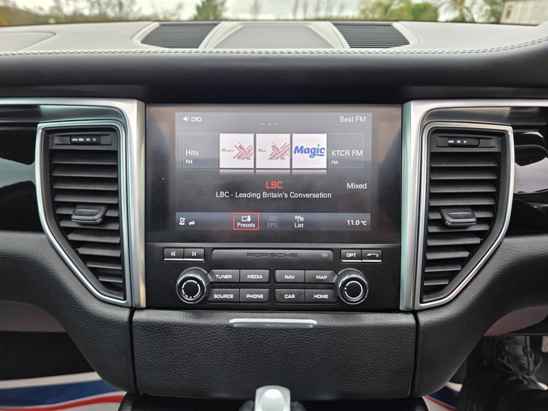 Used Porsche Macan 2017 for sale - 77850961: Photo 29