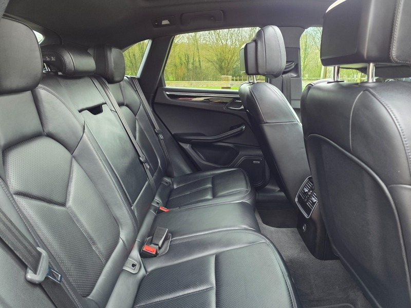 Used Porsche Macan 2017 for sale - 77850961: Photo 34