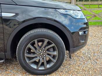 Used Land Rover Discovery Sport 2016 for sale - 74931316: Photo