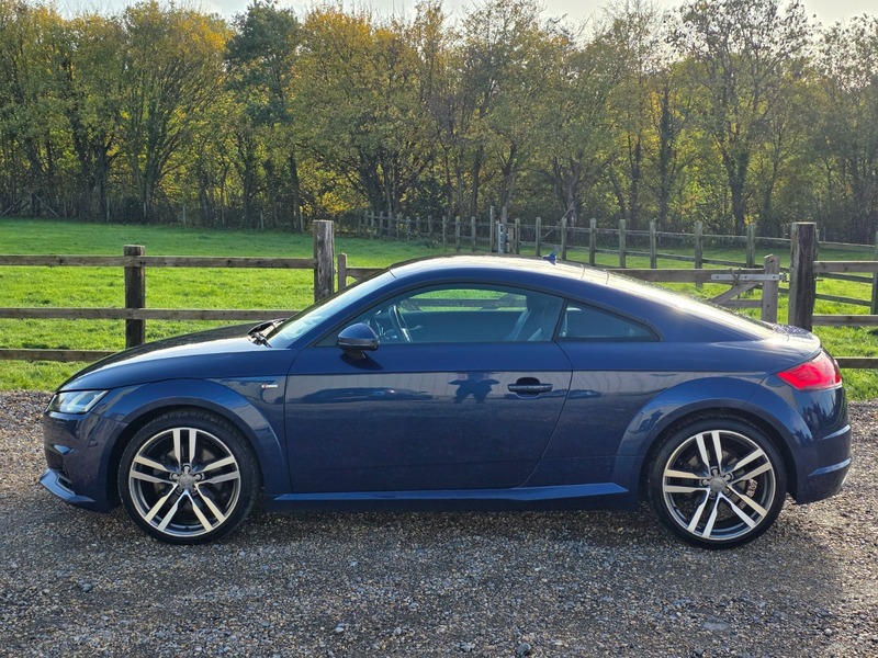 Used Audi TT 2015 for sale - 76396679: Photo 2