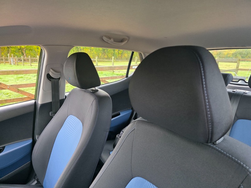 Used Hyundai i10 2015 for sale - 76334127: Photo 15