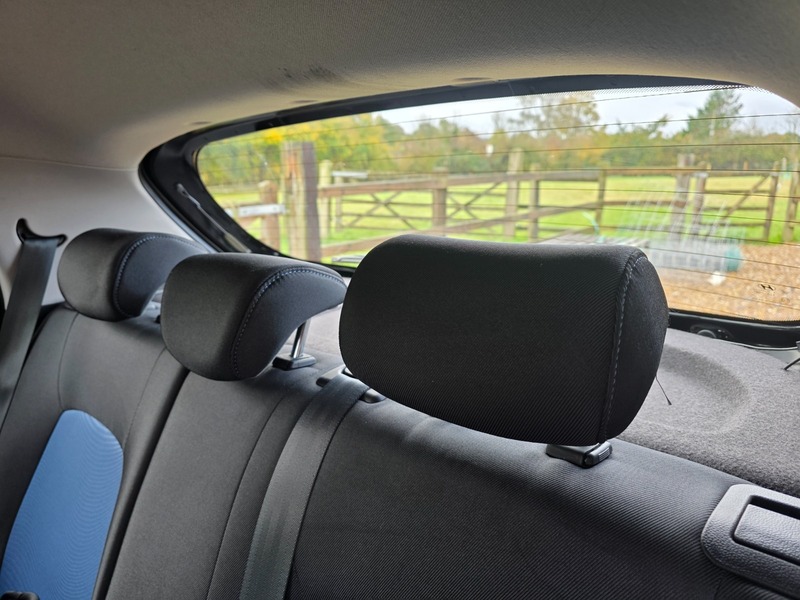 Used Hyundai i10 2015 for sale - 76334127: Photo 16