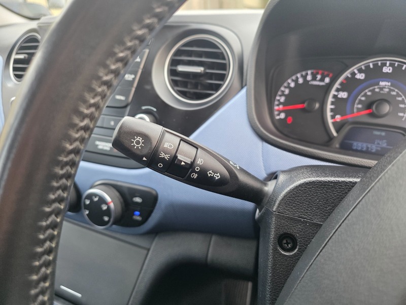 Used Hyundai i10 2015 for sale - 76334127: Photo 29