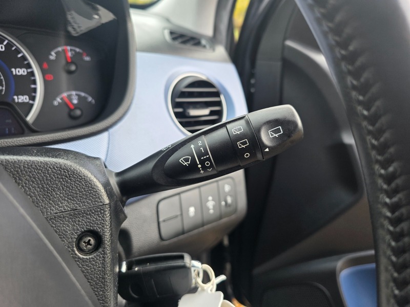 Used Hyundai i10 2015 for sale - 76334127: Photo 30