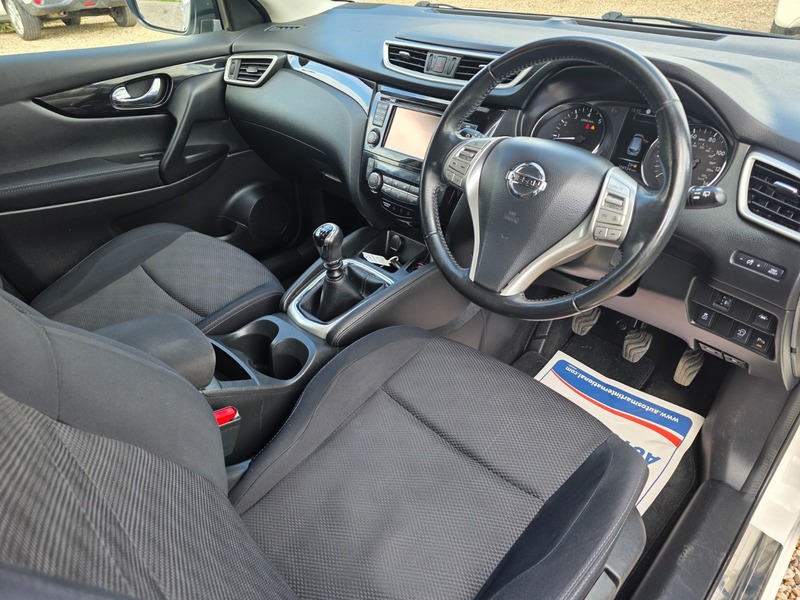 Used Nissan Qashqai 2016 for sale - 77836479: Photo 4