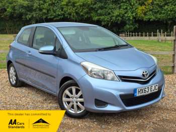 Used Toyota Yaris 2013 for sale - 75384721: Photo