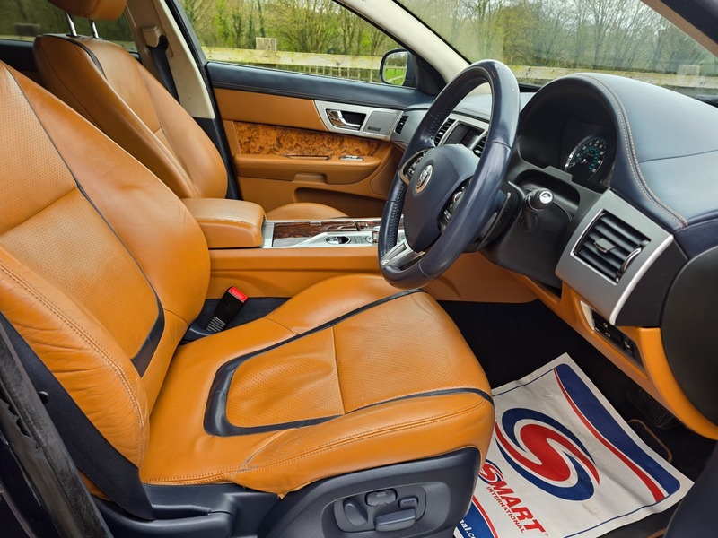 Used Jaguar XF 2012 for sale - 77990278: Photo 12