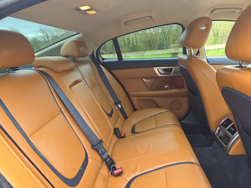 Used Jaguar XF 2012 for sale - 77990278: Photo 20