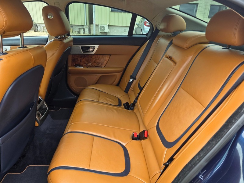 Used Jaguar XF 2012 for sale - 77990278: Photo 24