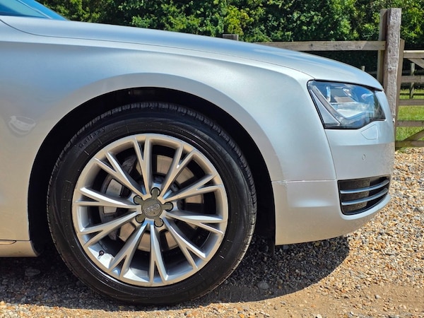 Used Audi A8 2012 for sale - 75098524: Photo 4