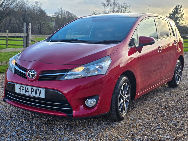 Used Toyota Verso 2014 for sale - 77328846: Photo 11