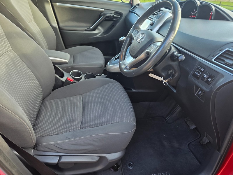 Used Toyota Verso 2014 for sale - 77328846: Photo 14