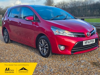 Used Toyota Verso 2014 for sale - 77328846: Photo
