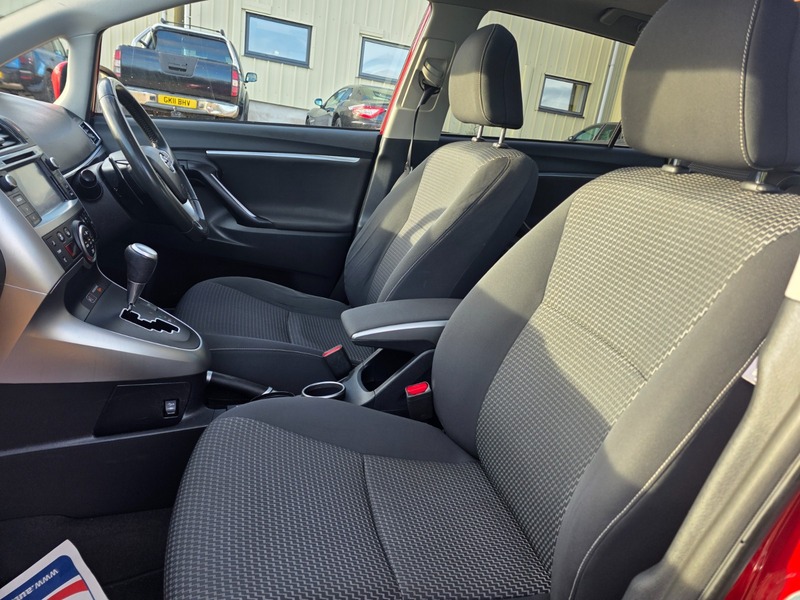 Used Toyota Verso 2014 for sale - 77328846: Photo 26