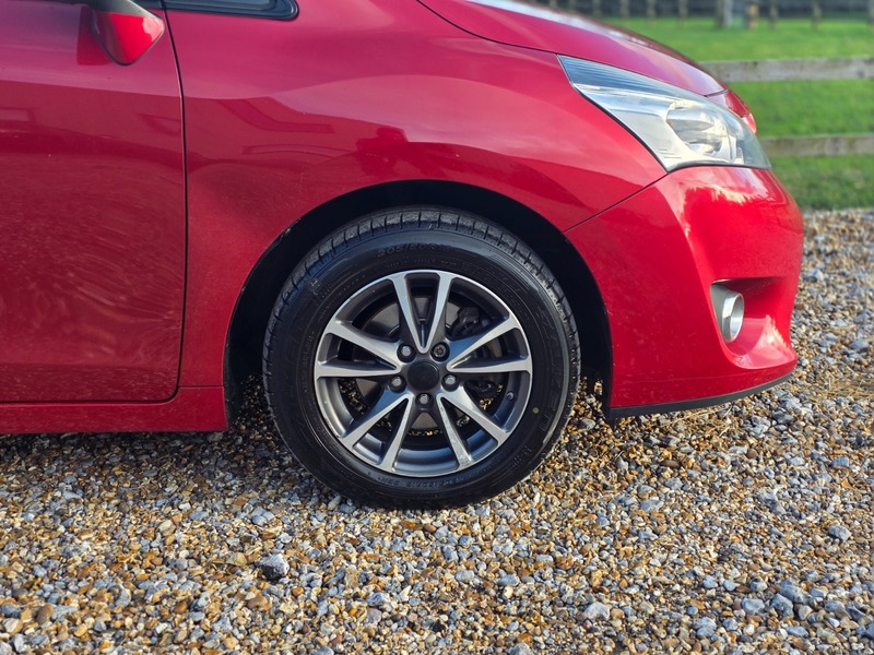 Used Toyota Verso 2014 for sale - 77328846: Photo 3