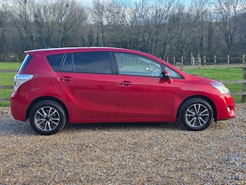 Used Toyota Verso 2014 for sale - 77328846: Photo