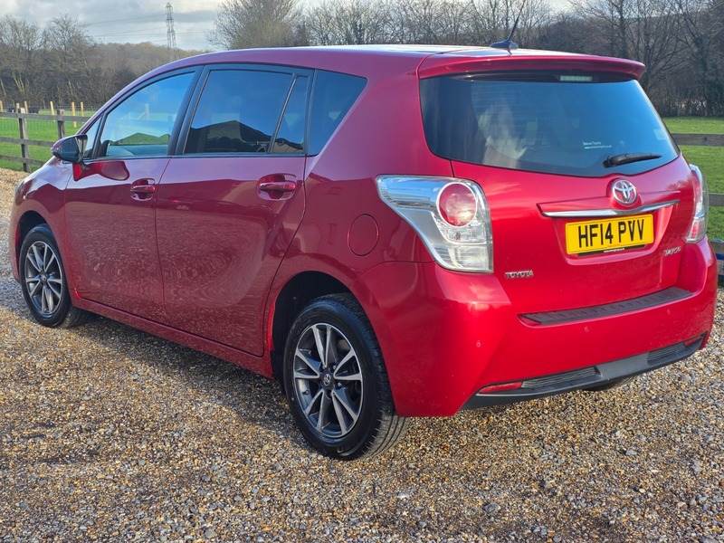 Used Toyota Verso 2014 for sale - 77328846: Photo 7