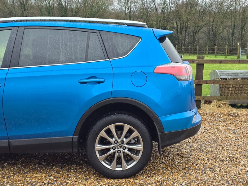 Used Toyota RAV4 2016 for sale - 77264136: Photo 13