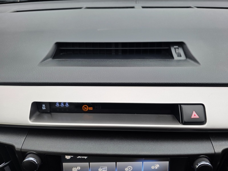 Used Toyota RAV4 2016 for sale - 77264136: Photo 34