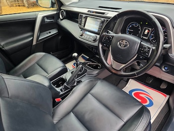 Used Toyota RAV4 2016 for sale - 77264136: Photo