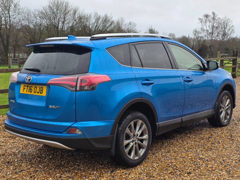 Used Toyota RAV4 2016 for sale - 77264136: Photo 8