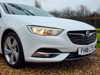 Used Vauxhall Insignia 2018 for sale - 77264142: Photo