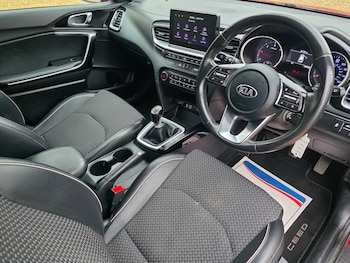 Used Kia Ceed 2019 for sale - 77766055: Photo