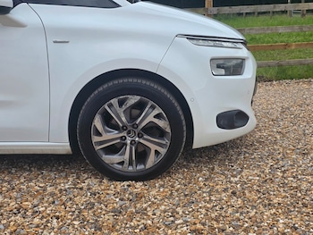 Used Citroen C4 Picasso 2014 for sale - 78769676: Photo