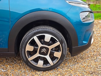 Used Citroen C4 Cactus 2019 for sale - 77508191: Photo