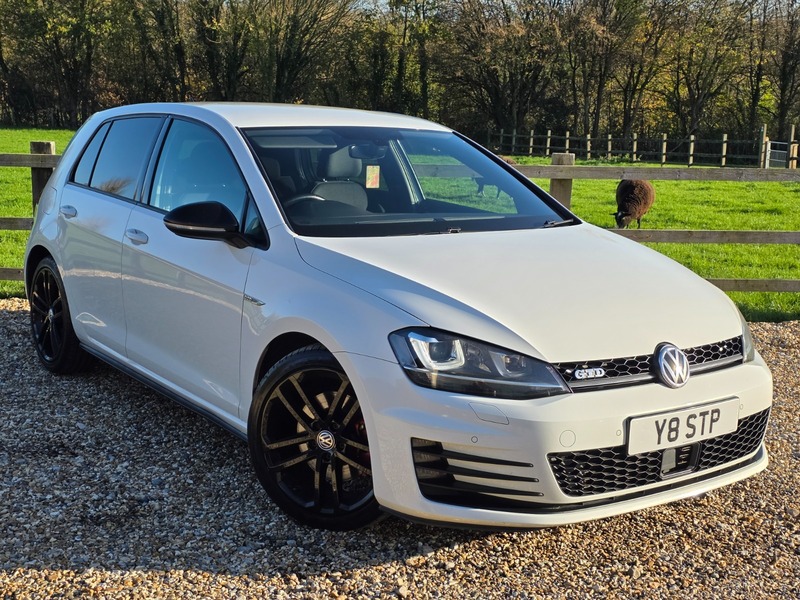 Used Volkswagen Golf 2016 for sale - 76583033: Photo 1