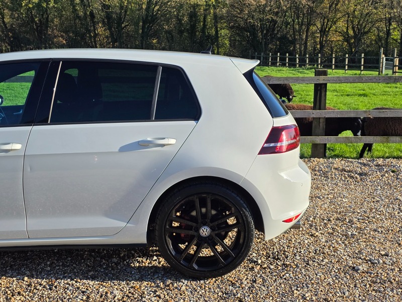 Used Volkswagen Golf 2016 for sale - 76583033: Photo 11