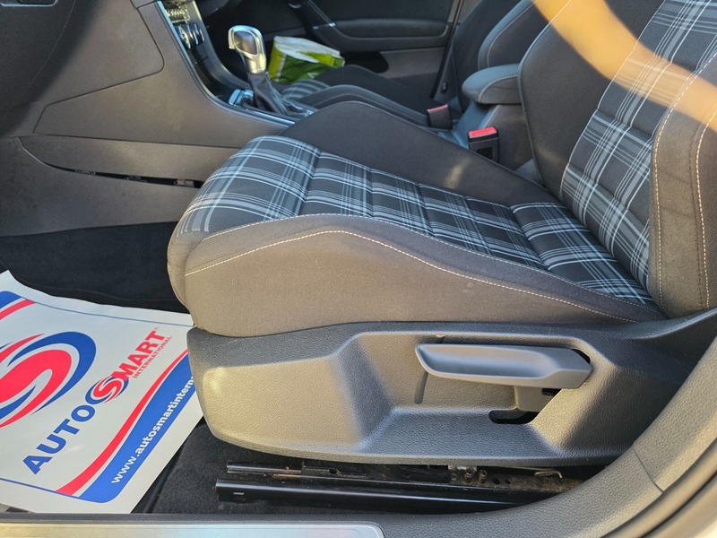 Used Volkswagen Golf 2016 for sale - 76583033: Photo 18