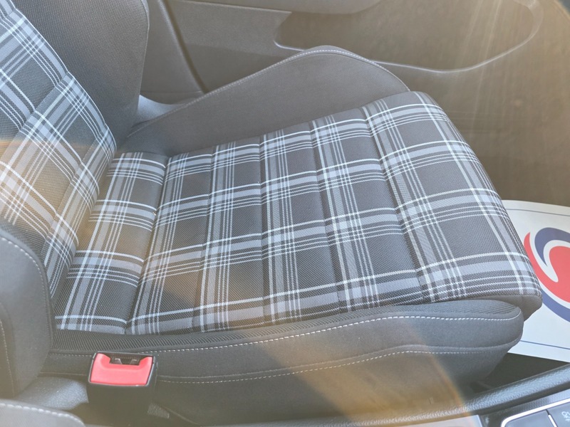 Used Volkswagen Golf 2016 for sale - 76583033: Photo 31