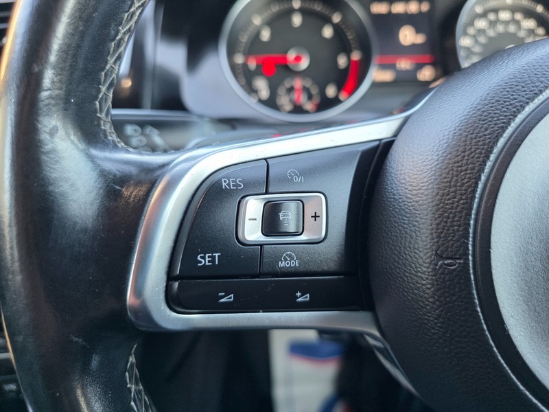 Used Volkswagen Golf 2016 for sale - 76583033: Photo 49