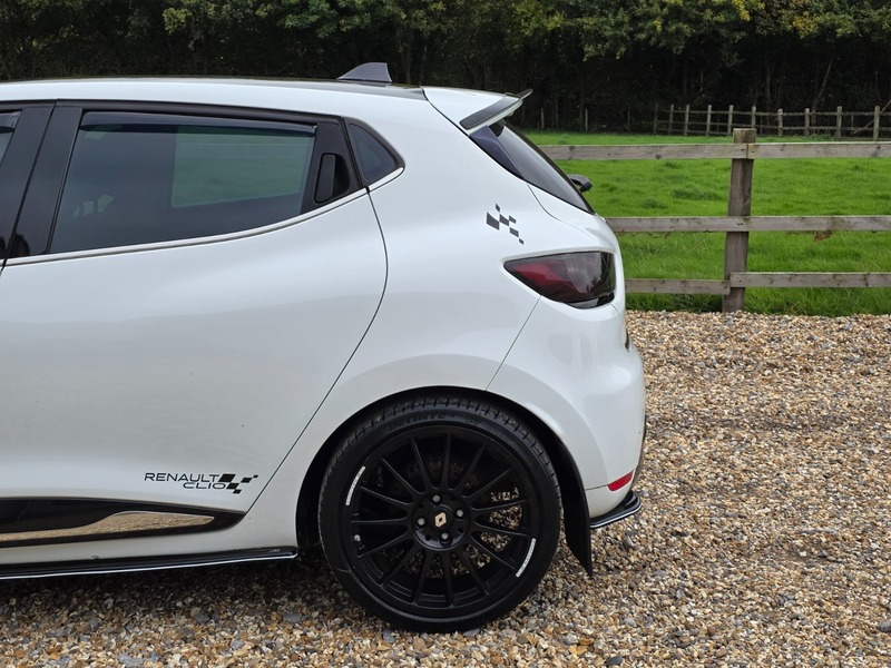 Used Renault Clio 2018 for sale - 76185844: Photo 12