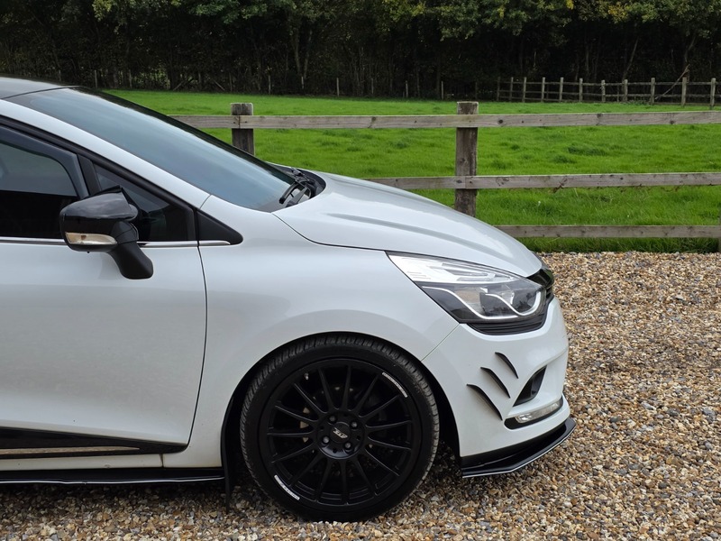 Used Renault Clio 2018 for sale - 76185844: Photo 5