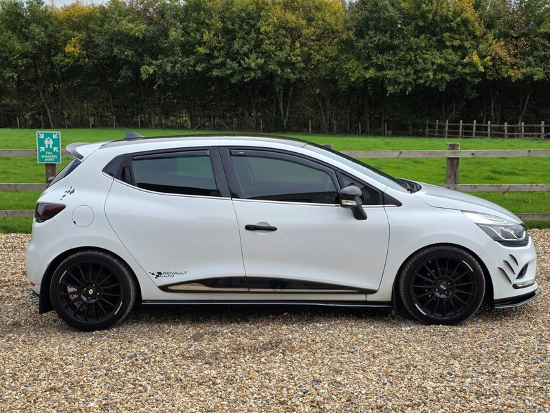 Used Renault Clio 2018 for sale - 76185844: Photo 6