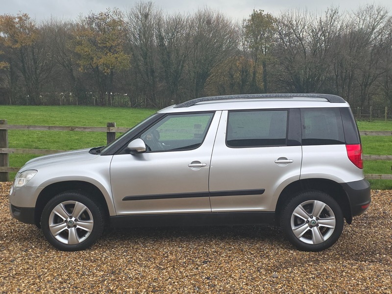 Used Skoda Yeti 2011 for sale - 76784655: Photo 2