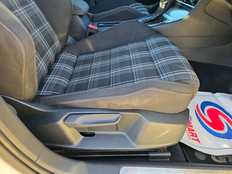 Used Volkswagen Golf 2016 for sale - 76950895: Photo 27